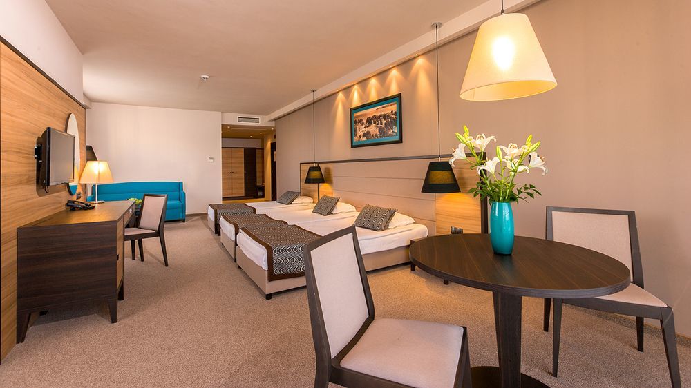 Astera Hotel & Spa With Free Private Beach Golden Sands Eksteriør billede