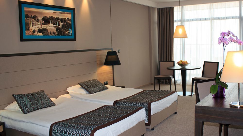 Astera Hotel & Spa With Free Private Beach Golden Sands Eksteriør billede